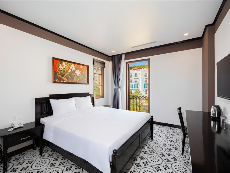 Deluxe King City View Room – Thala Hotel Phu Quoc